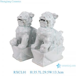 RXCL01 A pair of blue glazed carved lion dogs Ceramic statue