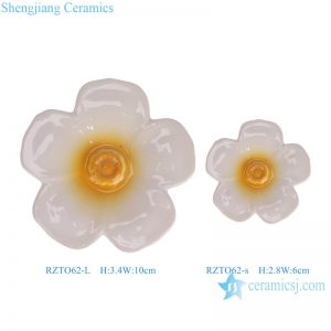 RZTO62-S-L  Ceramic home decoration flower style ceramic small decorative articles