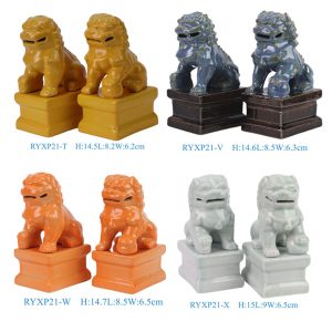 RYXP21-T-V-W-X Chinese Style Ceramic Guardian Lion Figurine