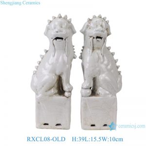 RXCL08-OLD Vintage Off-White Porcelain Foo Dog Statues, Distressed Chinese Guardian Lion Figurine Set Home Accents